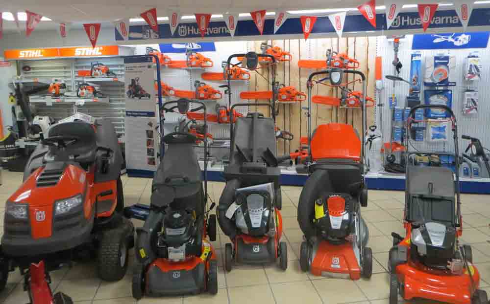 Garden Machinery Calne Lawn Mowers Chainsaws Trimmers Strimmers